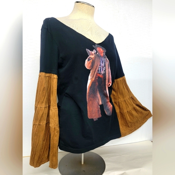 Boho Cowgirl Tee With Bell Sleeves Upcycled - Picture 3 of 10